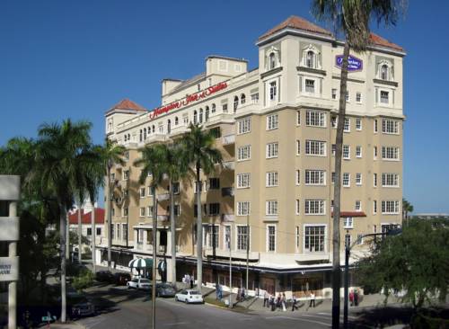 Hampton Inn And Suites Bradenton/Downtown Historic District in Bradenton FL 94