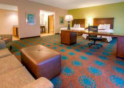 Hampton Inn And Suites Destin in Destin FL 83