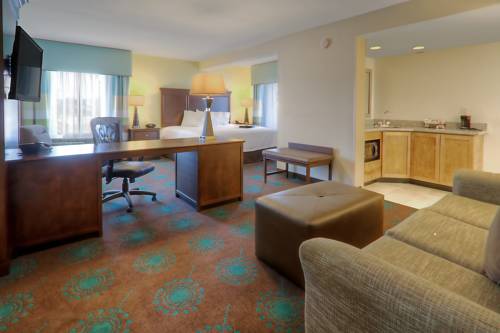 Hampton Inn And Suites Destin in Destin FL 08