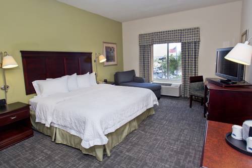 Hampton Inn Pensacola Beach in Gulf Breeze FL 83