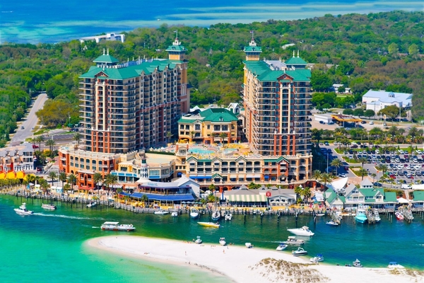 HarborWalk Village in Destin Florida