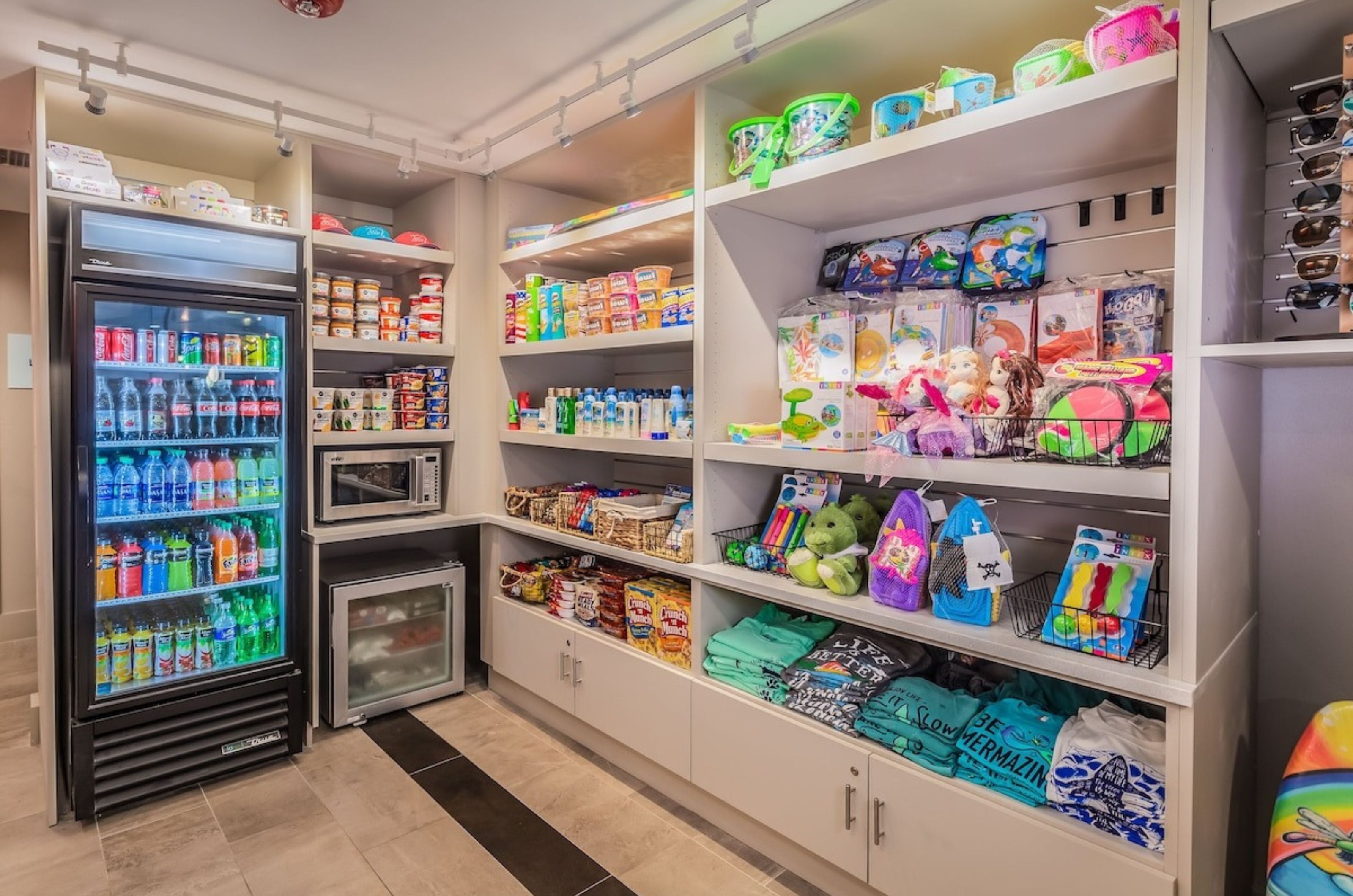 The market at Holiday Inn Express with food drinks and beach equipment