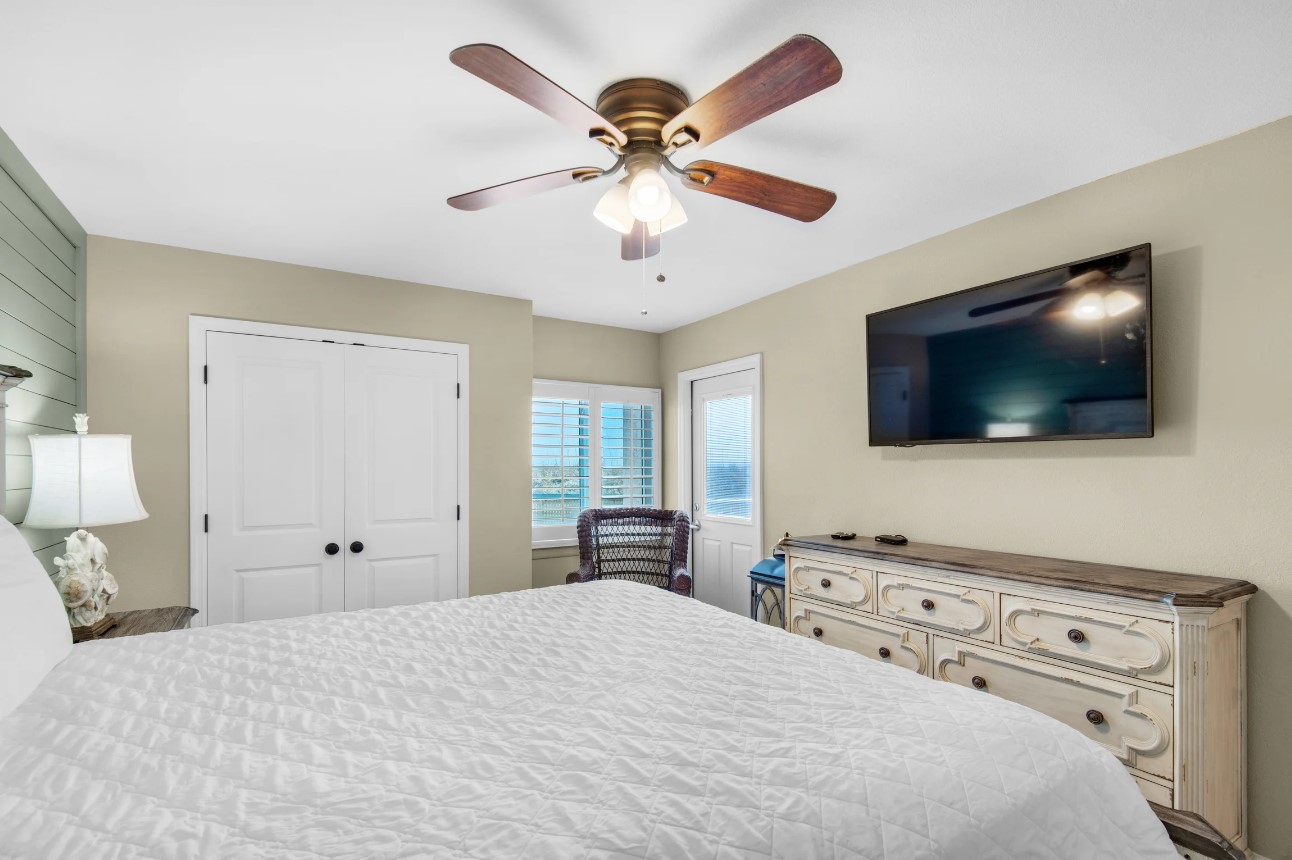 Holiday Surf and Racquet Unit 101  Condo rental in Holiday Surf & Racquet Club in Destin Florida - #14