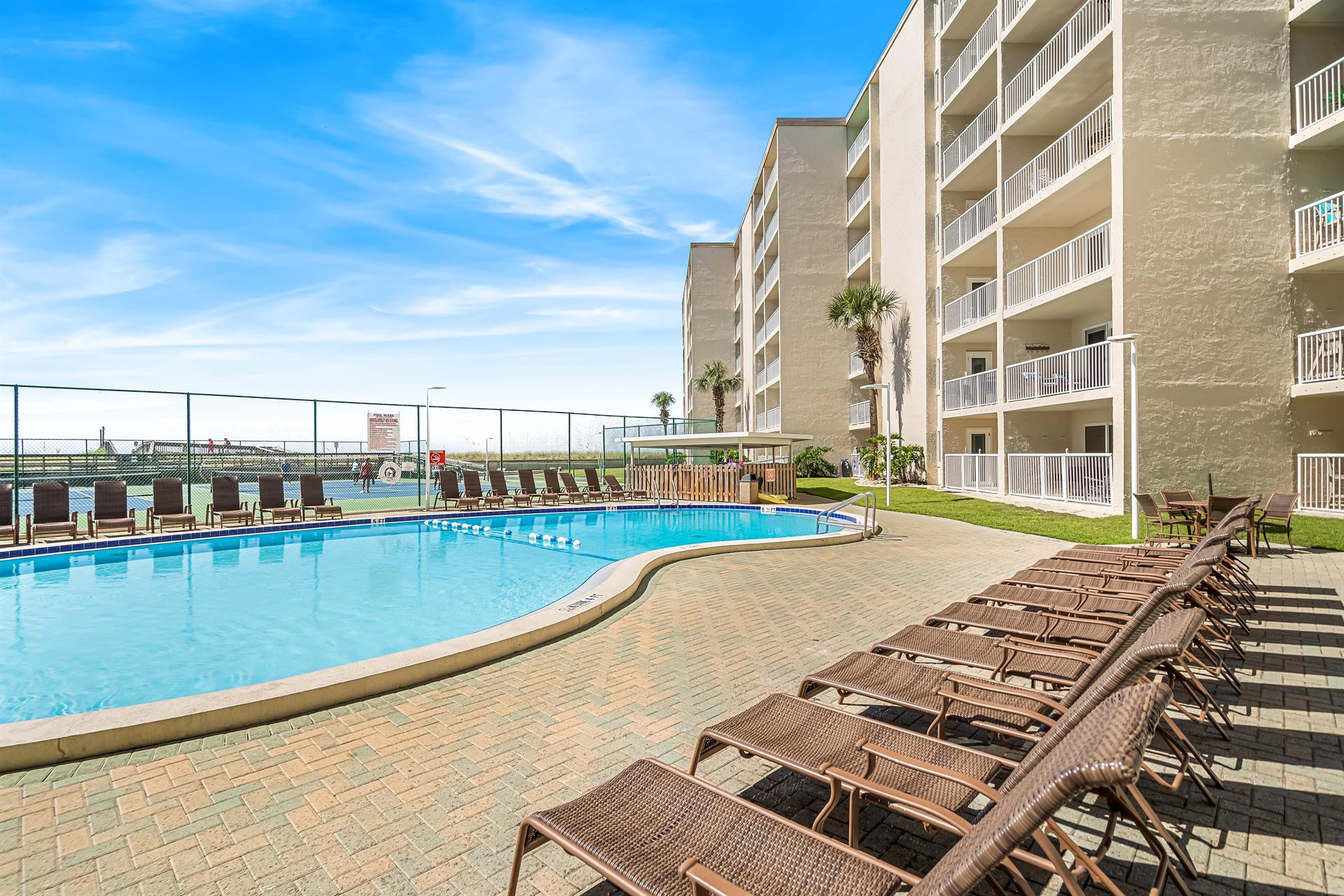 Holiday Surf and Racquet Unit 101  Condo rental in Holiday Surf & Racquet Club in Destin Florida - #34