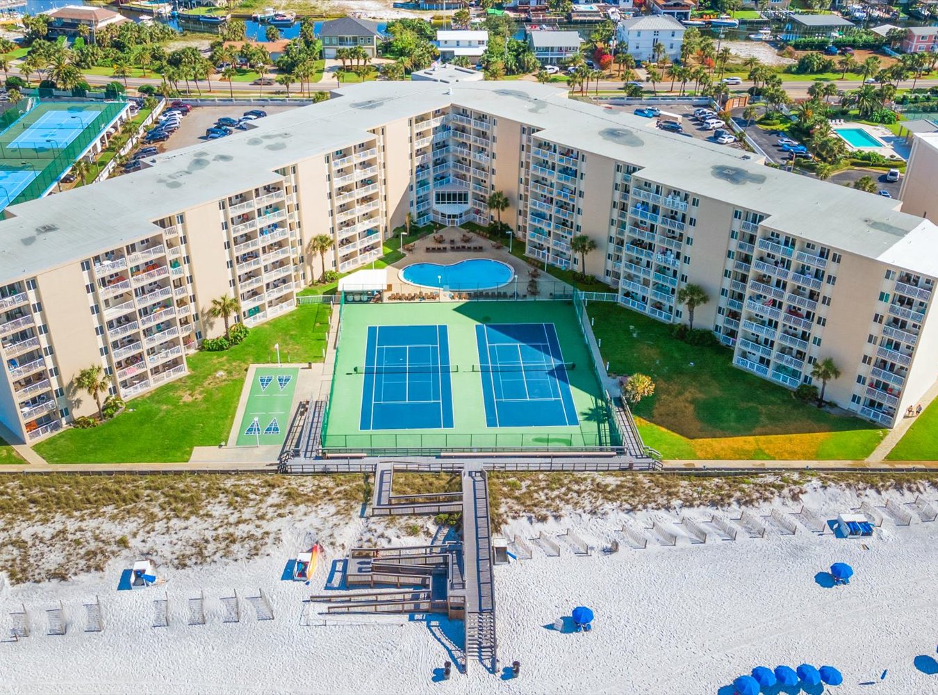 Holiday Surf and Racquet Unit 101  Condo rental in Holiday Surf & Racquet Club in Destin Florida - #40