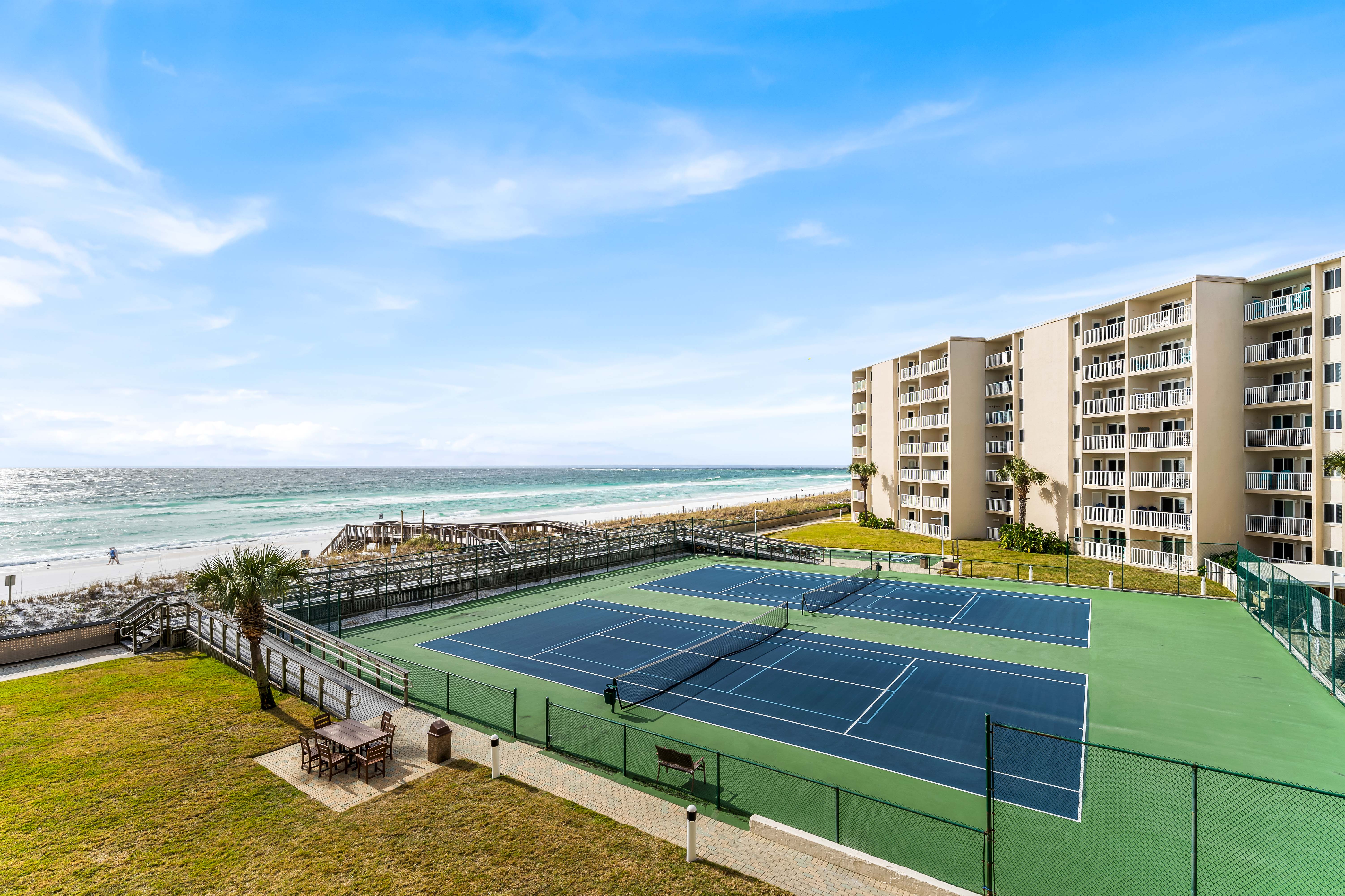 Holiday Surf and Racquet Unit 320 Condo rental in Holiday Surf & Racquet Club in Destin Florida - #26