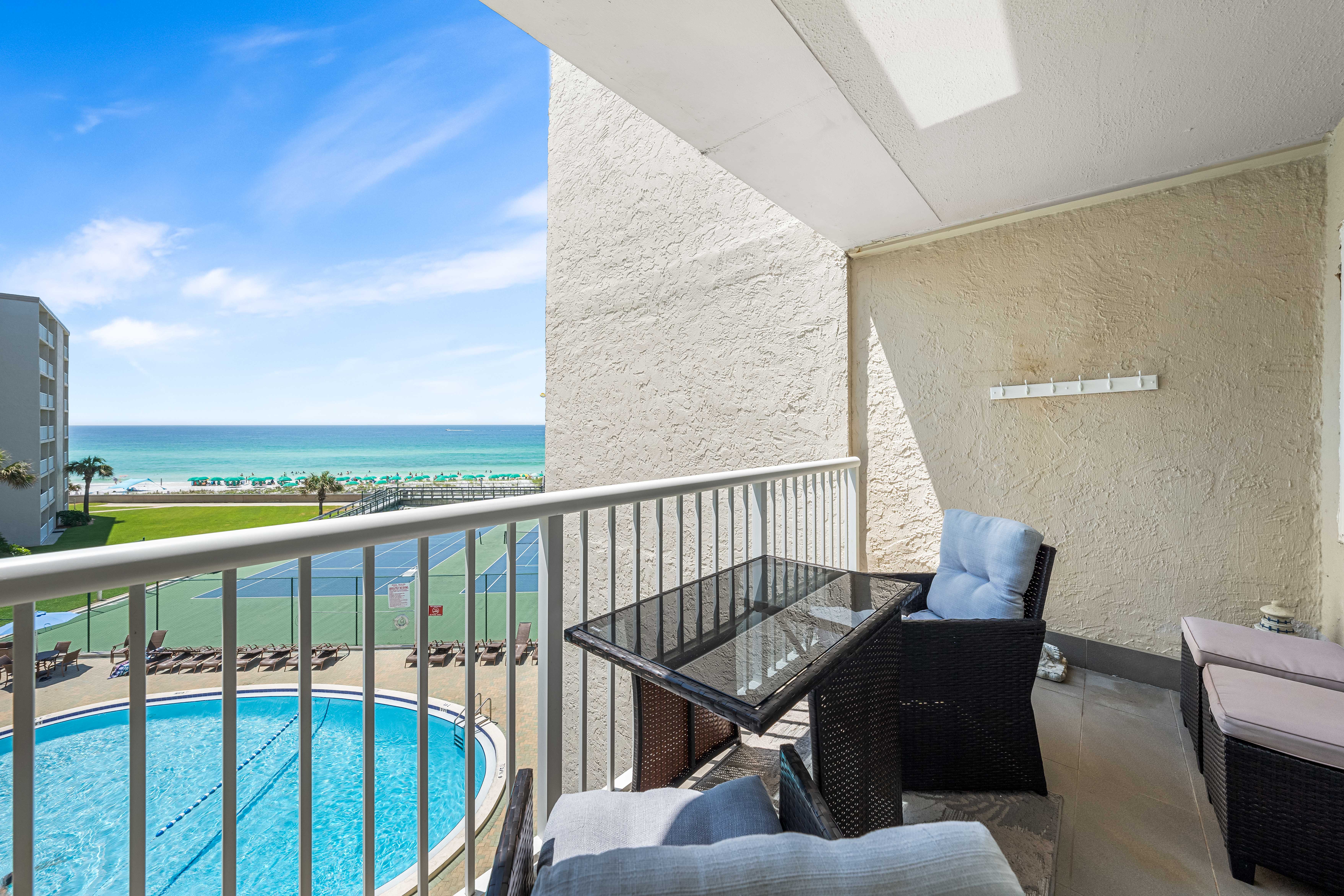 Holiday Surf and Racquet Unit 410 Condo rental in Holiday Surf & Racquet Club in Destin Florida - #23