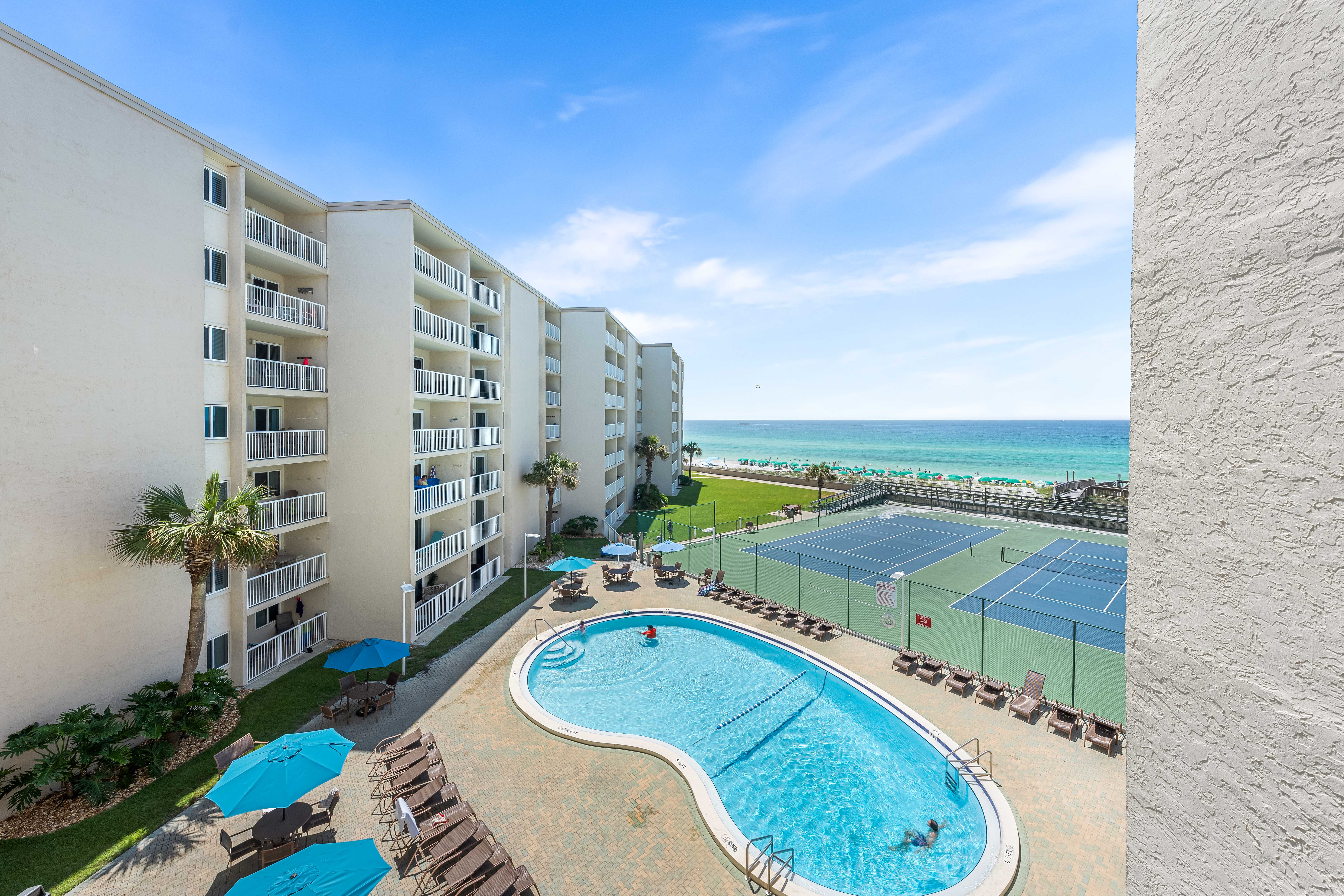 Holiday Surf and Racquet Unit 410 Condo rental in Holiday Surf & Racquet Club in Destin Florida - #26