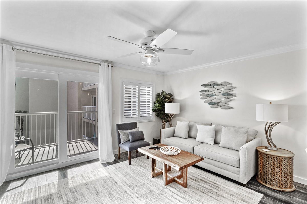 Holiday Surf and Racquet Unit 413 Condo rental in Holiday Surf & Racquet Club in Destin Florida - #4