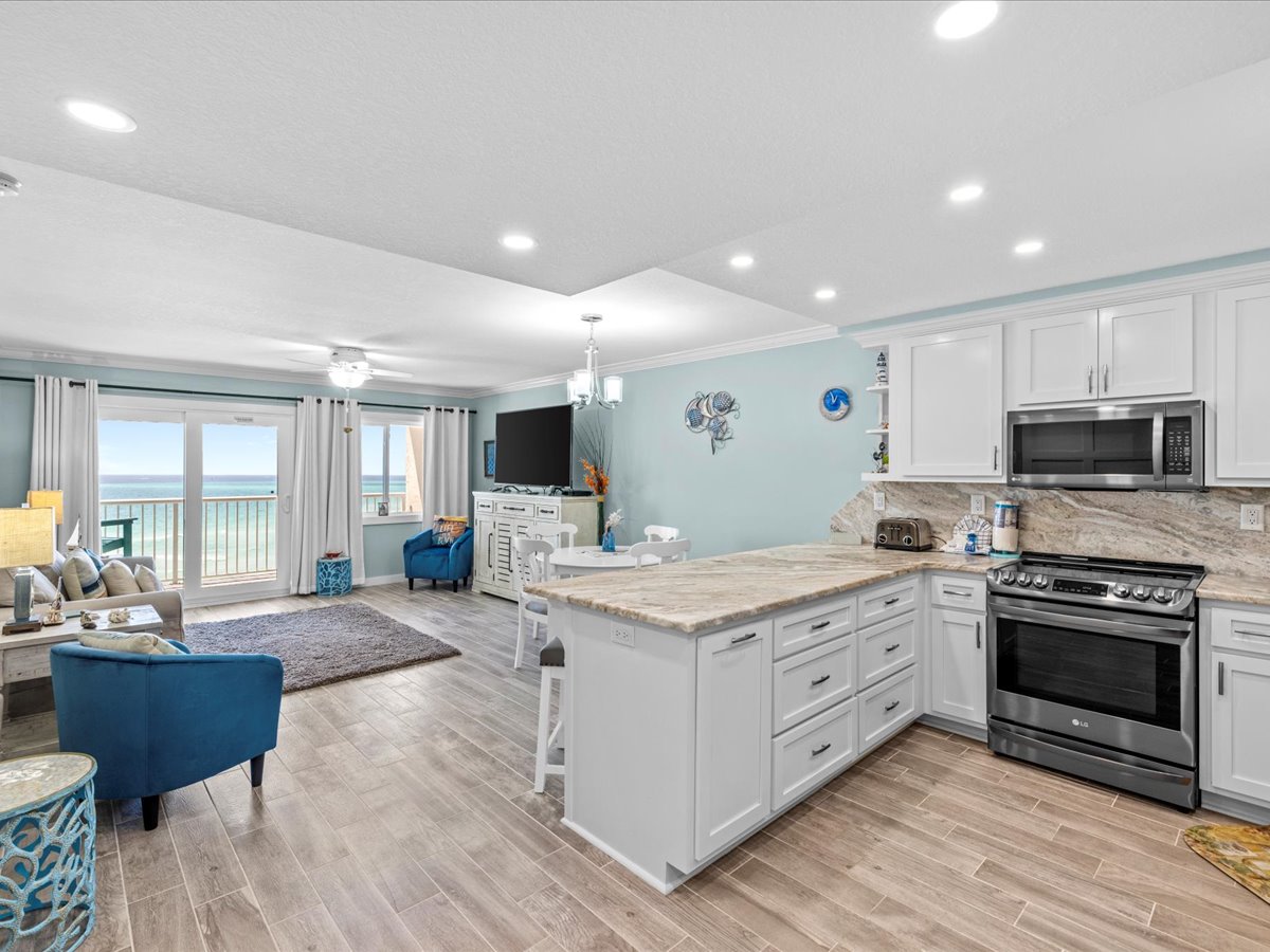 Holiday Surf and Racquet Unit 722 Condo rental in Holiday Surf & Racquet Club in Destin Florida - #1