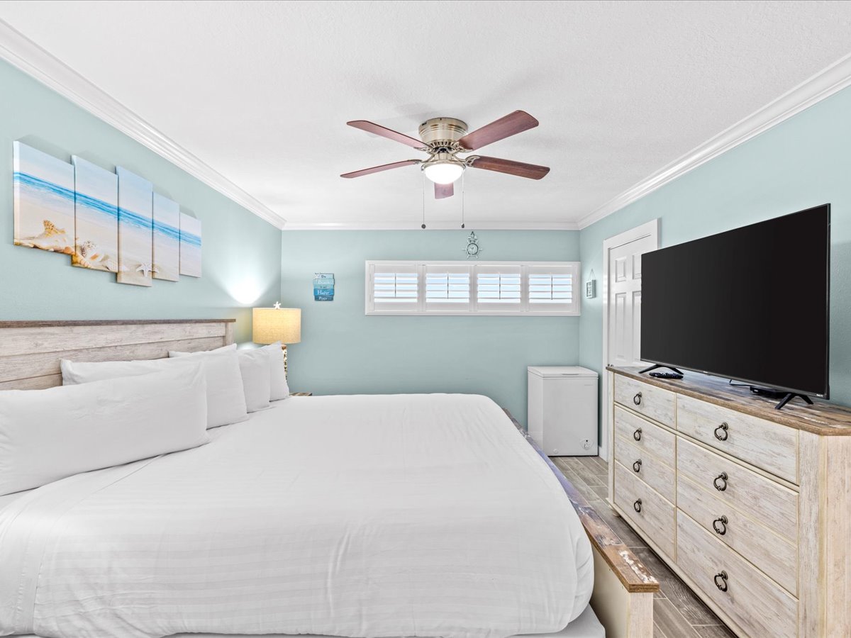 Holiday Surf and Racquet Unit 722 Condo rental in Holiday Surf & Racquet Club in Destin Florida - #8