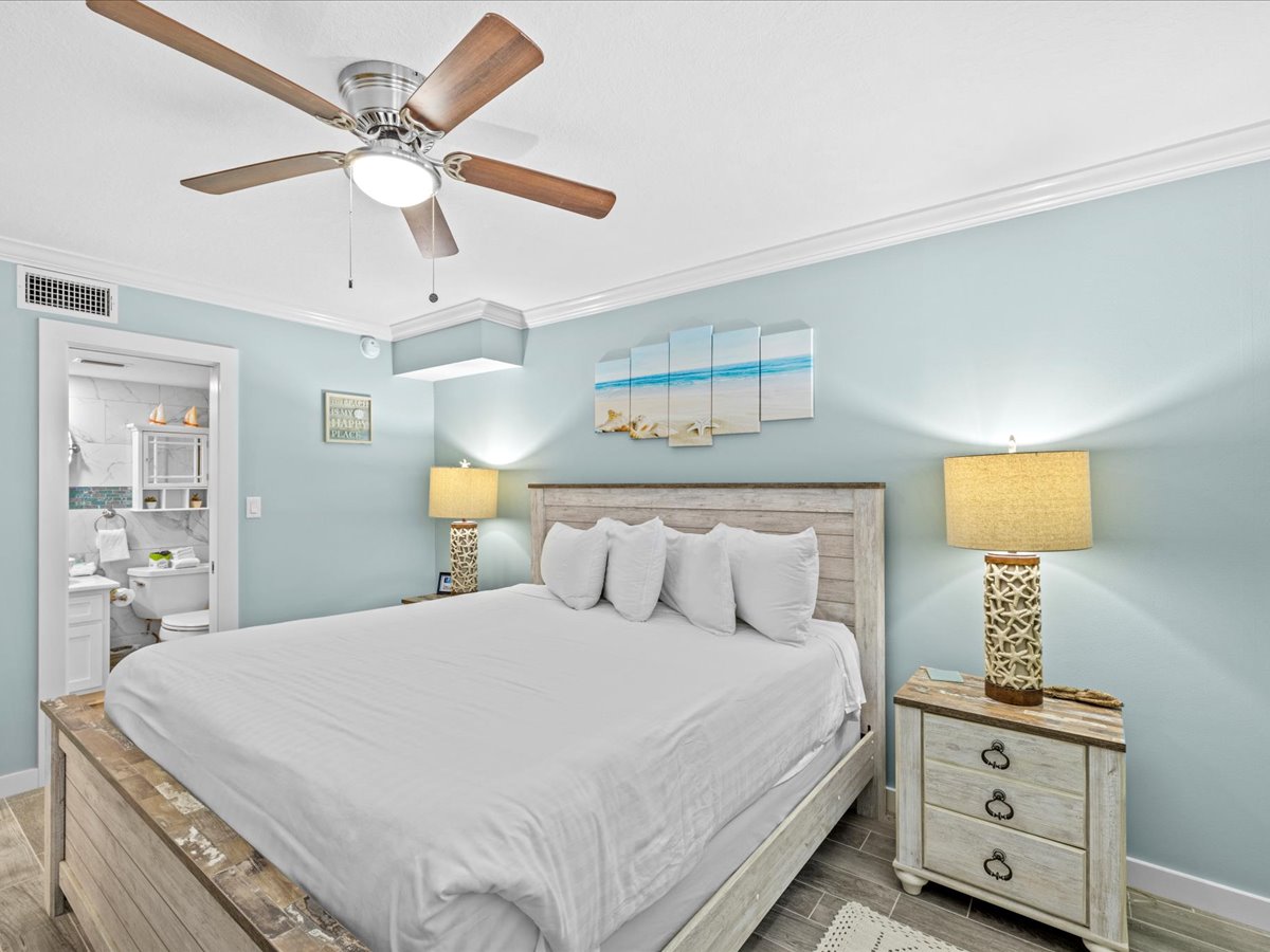 Holiday Surf and Racquet Unit 722 Condo rental in Holiday Surf & Racquet Club in Destin Florida - #10