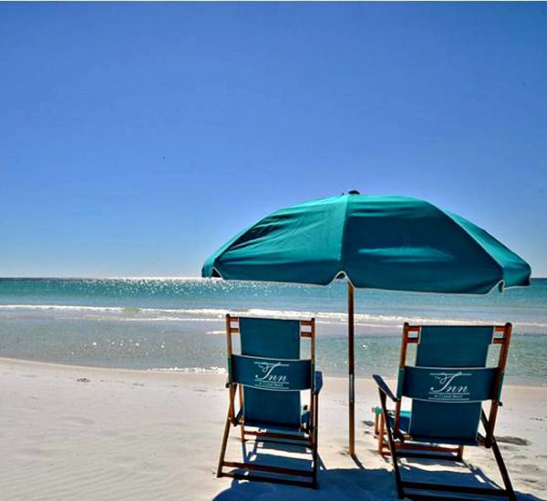 Beach services available at the Inn at Crystal Beach in Destin Florida