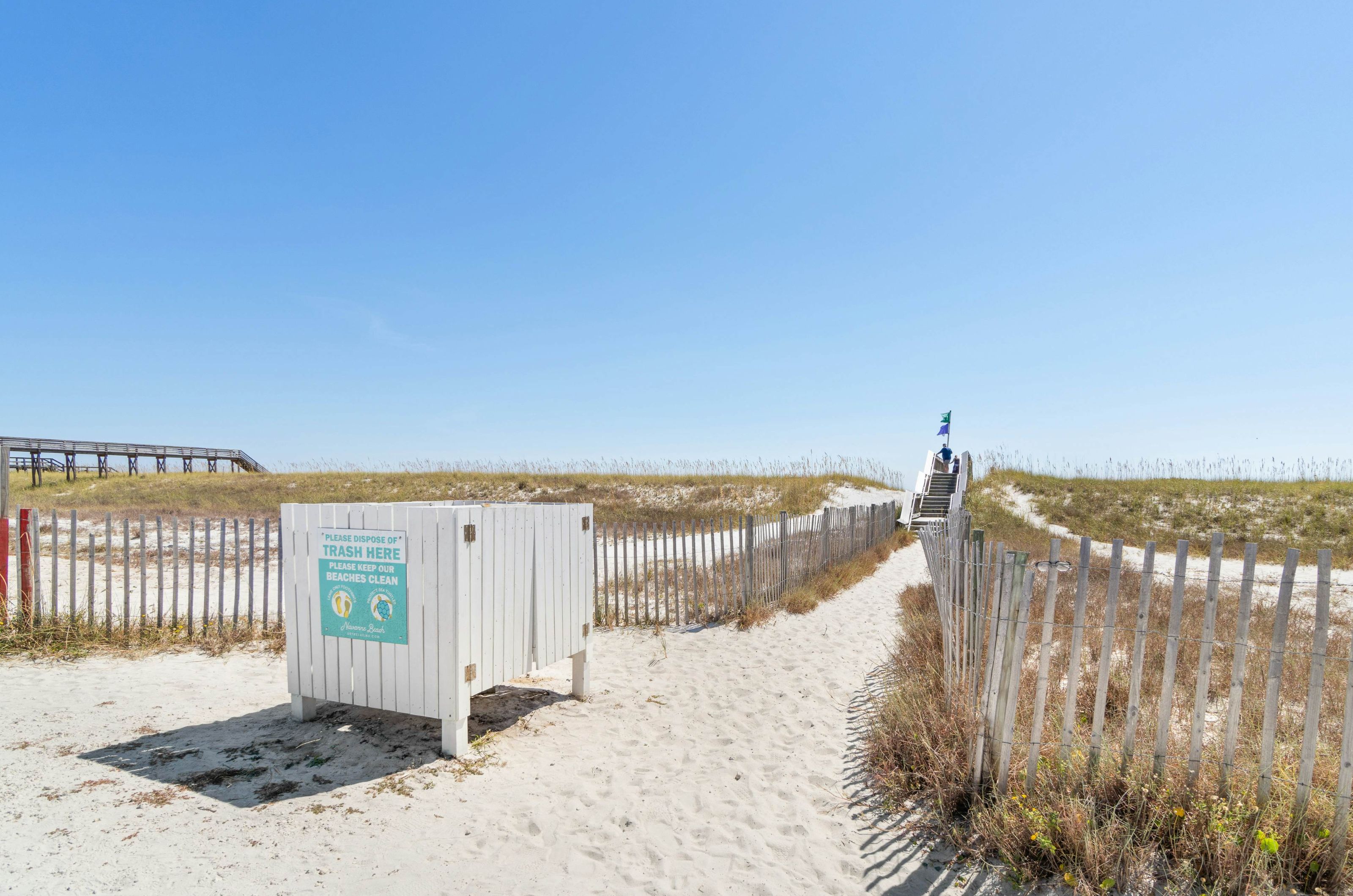 Sandy pathway going towards the Gulf of Mexico	