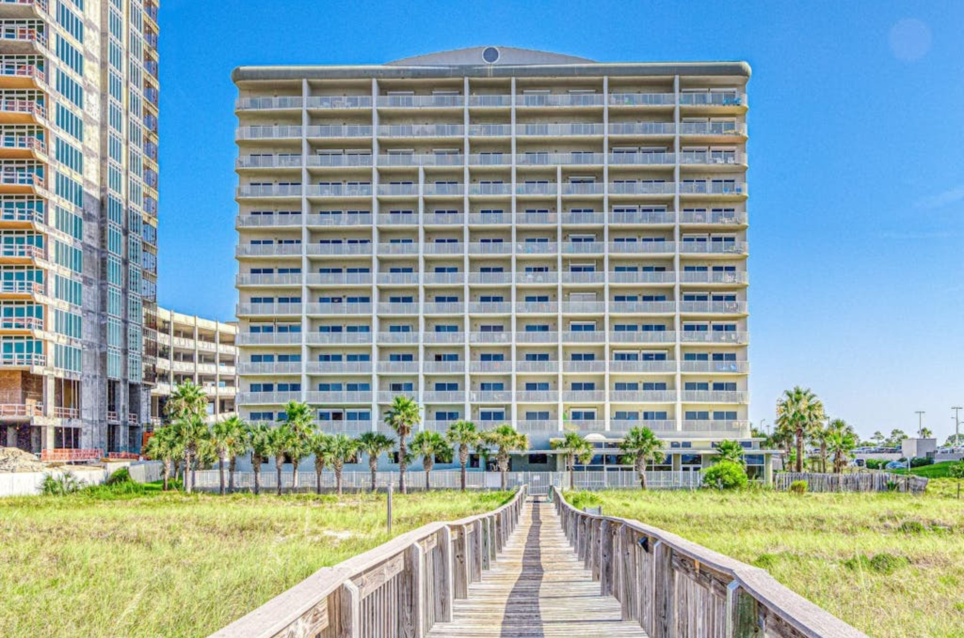 Tidewater Beach Resort Condos - https://www.beachguide.com/orange-beach-vacation-rentals-tidewater-beach-resort-condos--1519-0-20248-131.jpg?width=185&height=185