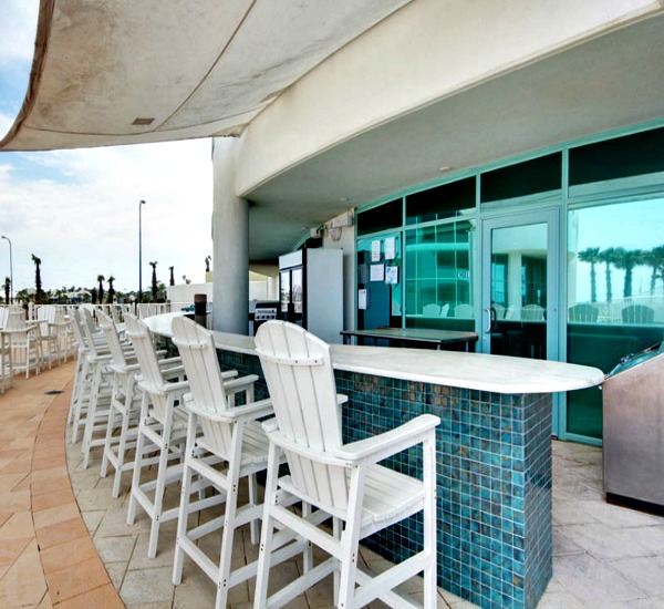 Beachfront Pool Bar at Turquoise Place - Orange Beach Alabama