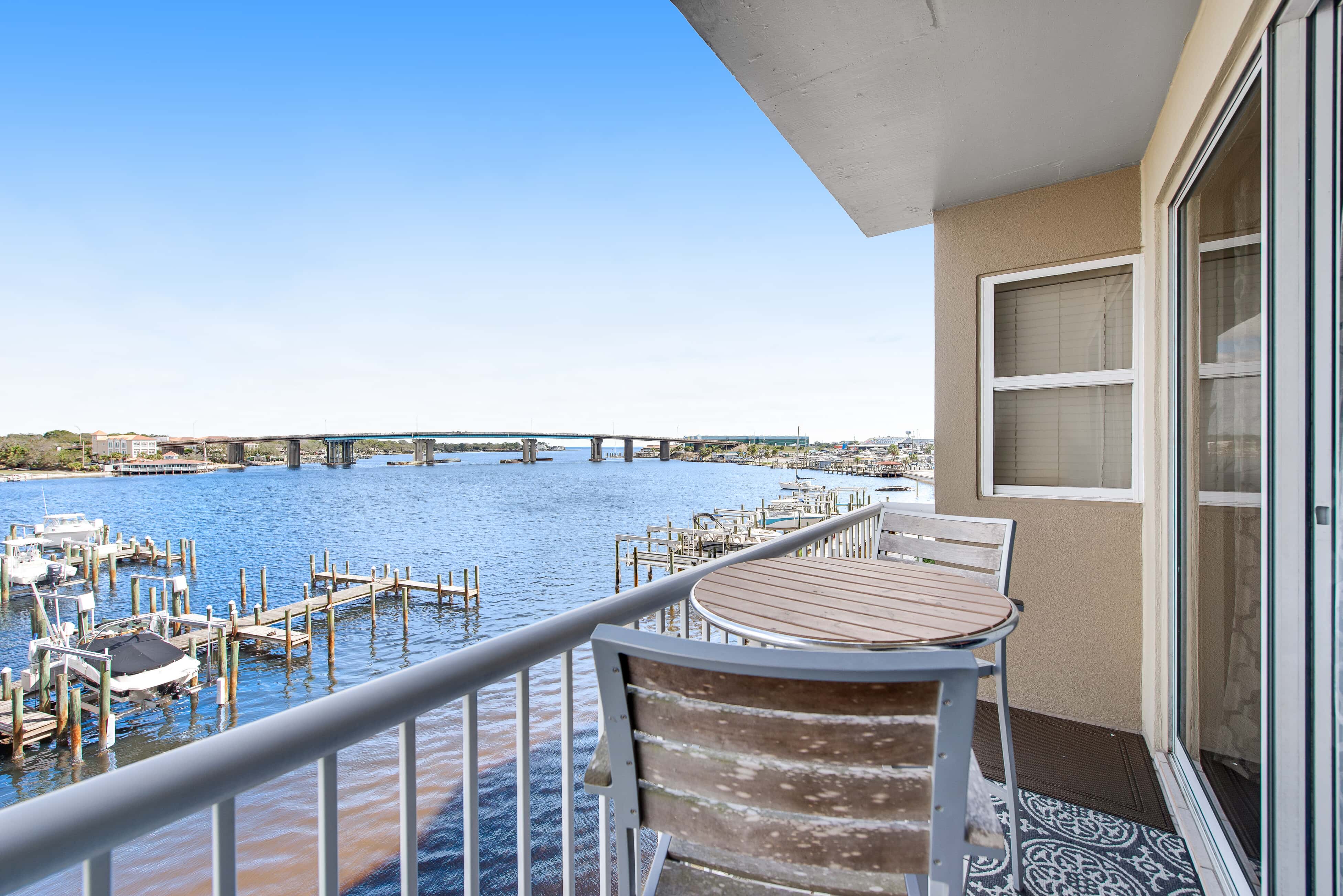 Palm Court Yacht Club  #303    Condo rental in Other Fort Walton Beach Condo Rentals in Fort Walton Beach Florida - #2