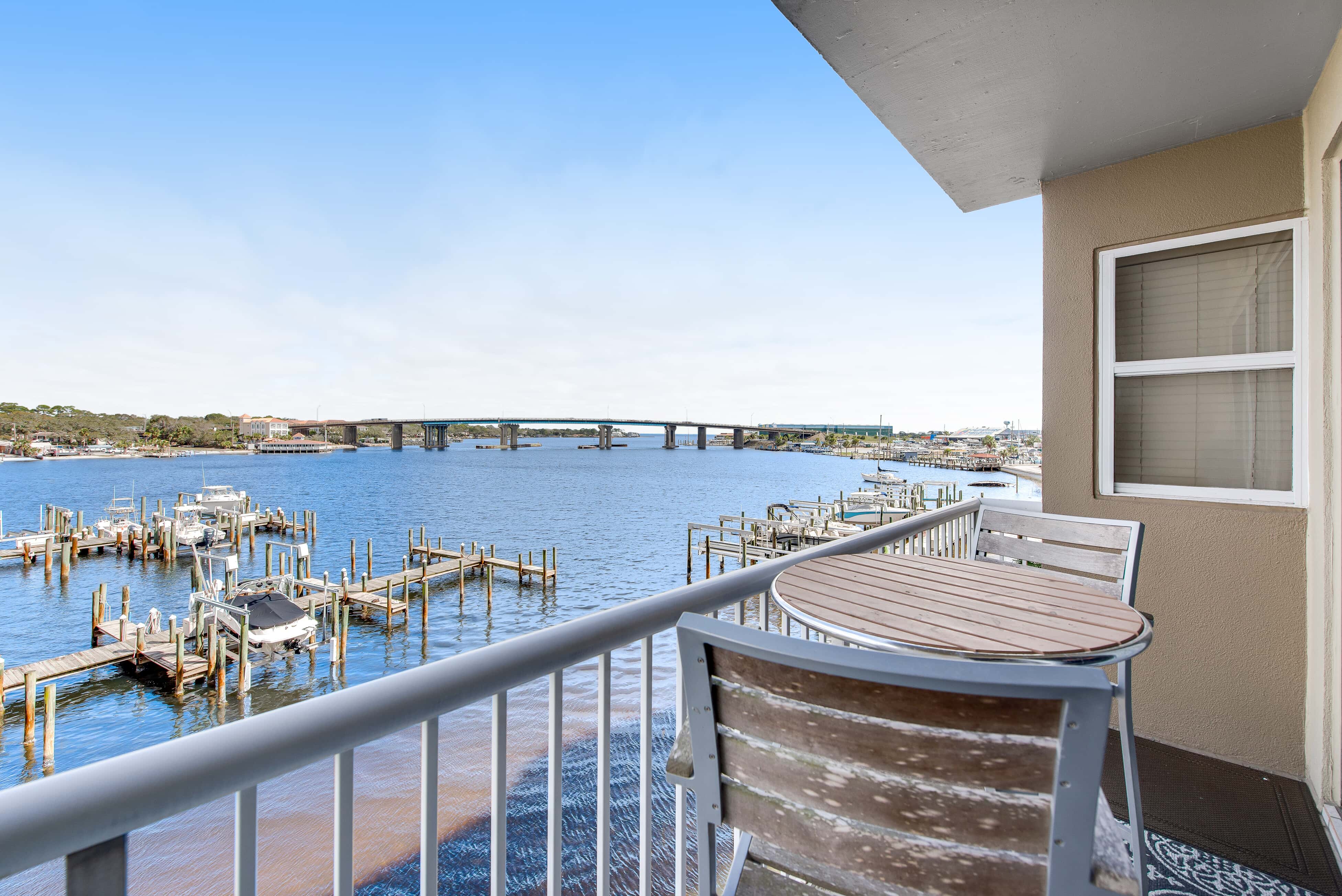 Palm Court Yacht Club  #303    Condo rental in Other Fort Walton Beach Condo Rentals in Fort Walton Beach Florida - #16