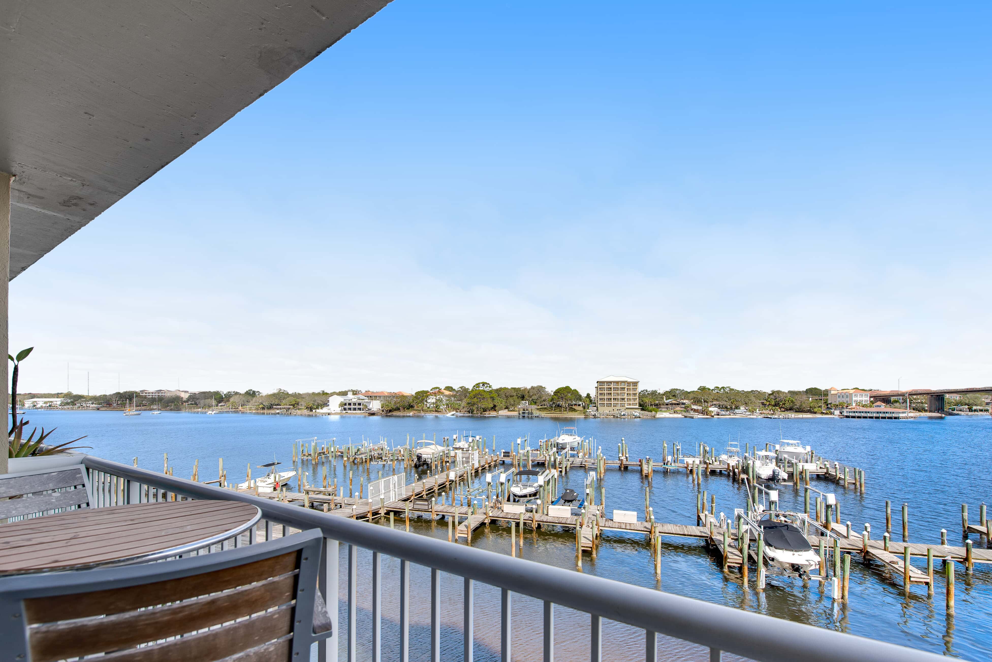 Palm Court Yacht Club  #303    Condo rental in Other Fort Walton Beach Condo Rentals in Fort Walton Beach Florida - #17