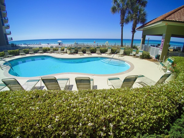 Large pool directly beach front at Coral Reef in Panama City Beach FL