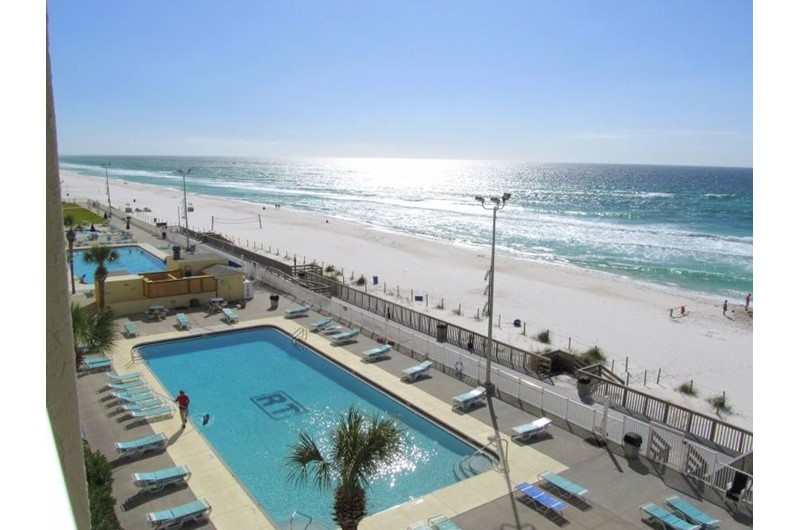 Huge pool area at Regency Towers in Panama City Beach FL