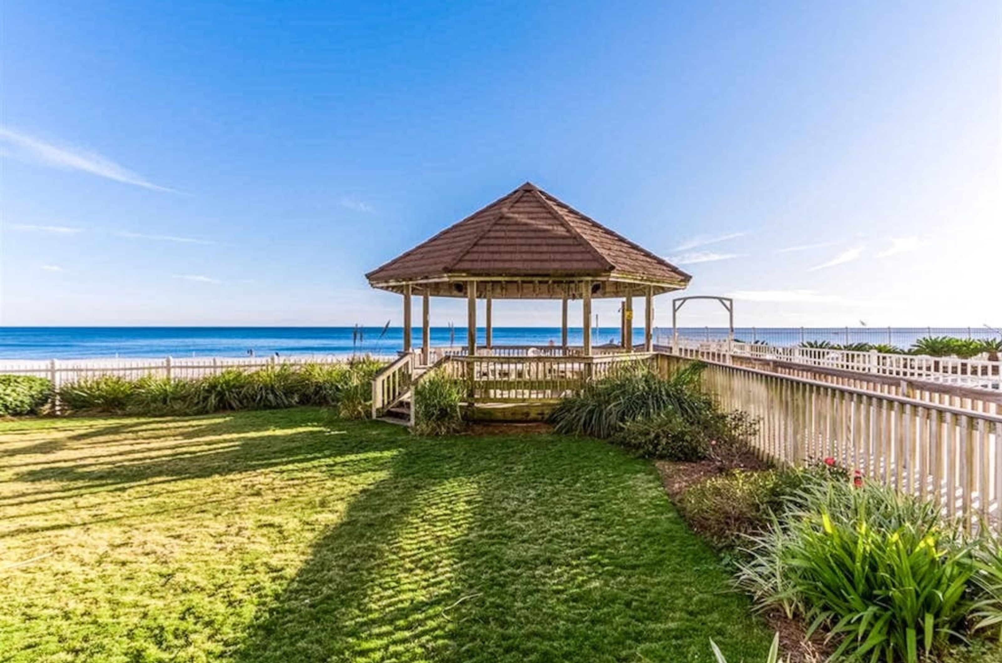 The lovely gazebo next to the each at Romar Tower in Orange Beach Alabama