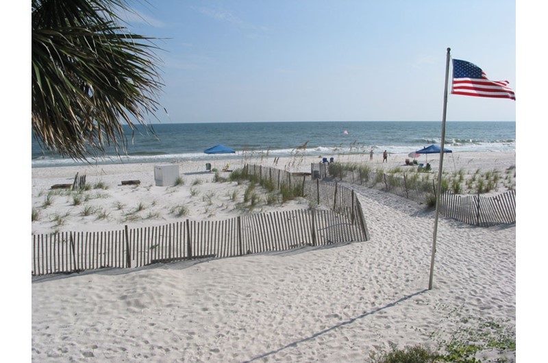 Sandpiper Condominiums has easy access to the beach in Gulf Shores AL