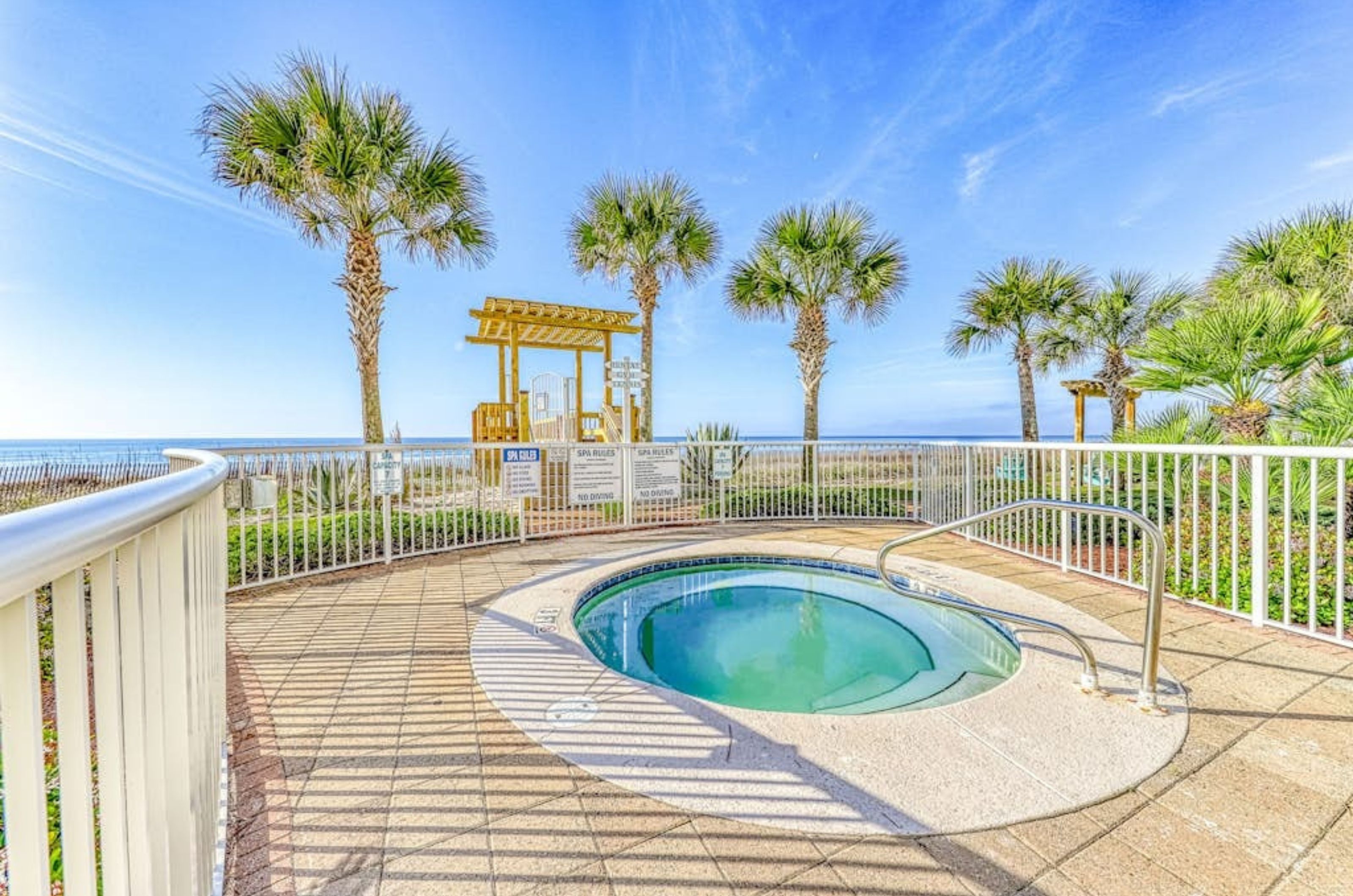 The outdoor hottub at Sandy Key Condos in Perdido Key Florida	