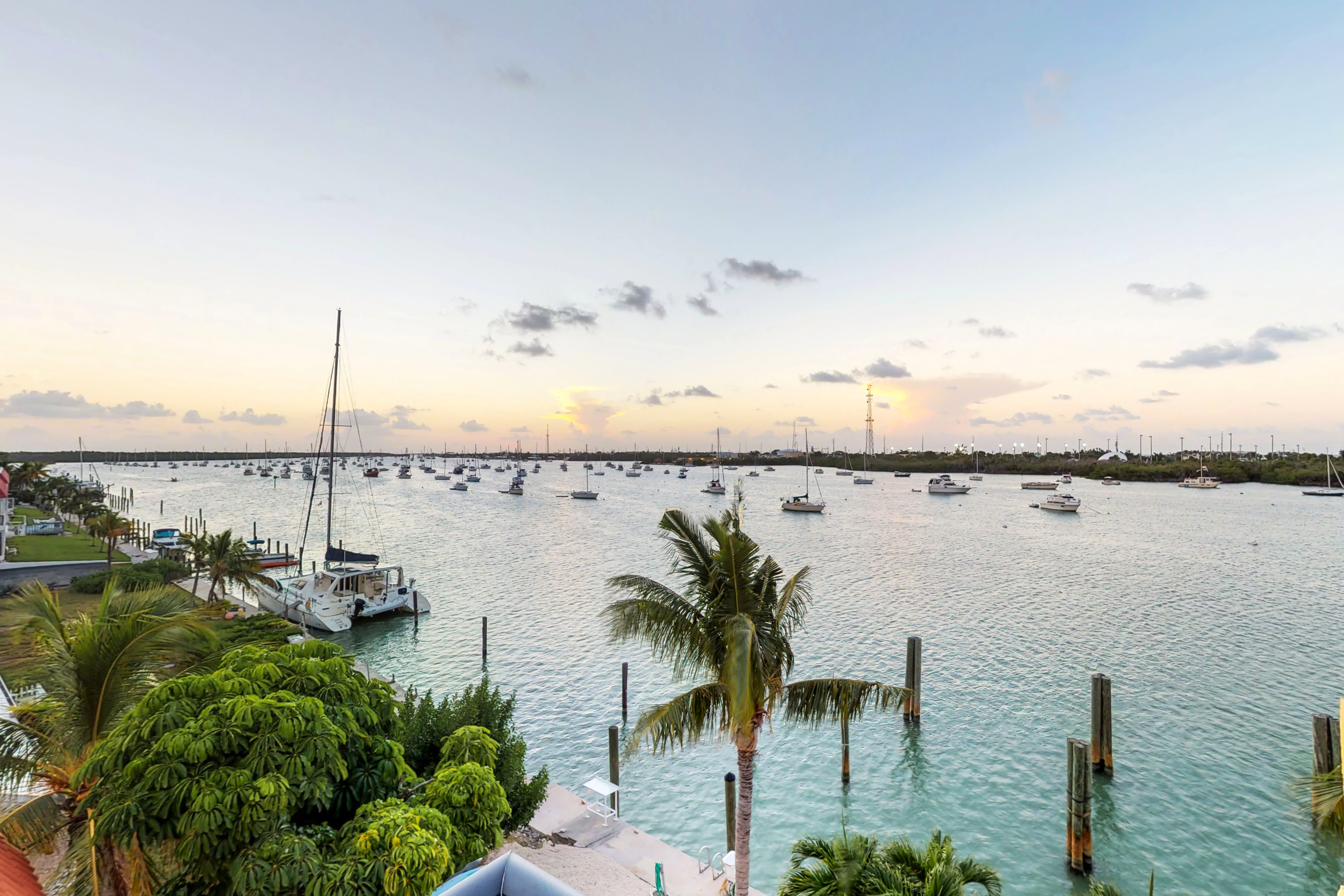 Boot Key Harbor Retreat Penthouse House / Cottage rental in Sarasota Vacation Home Rentals | Beach Houses & Luxury Rentals in Sarasota Florida - #7