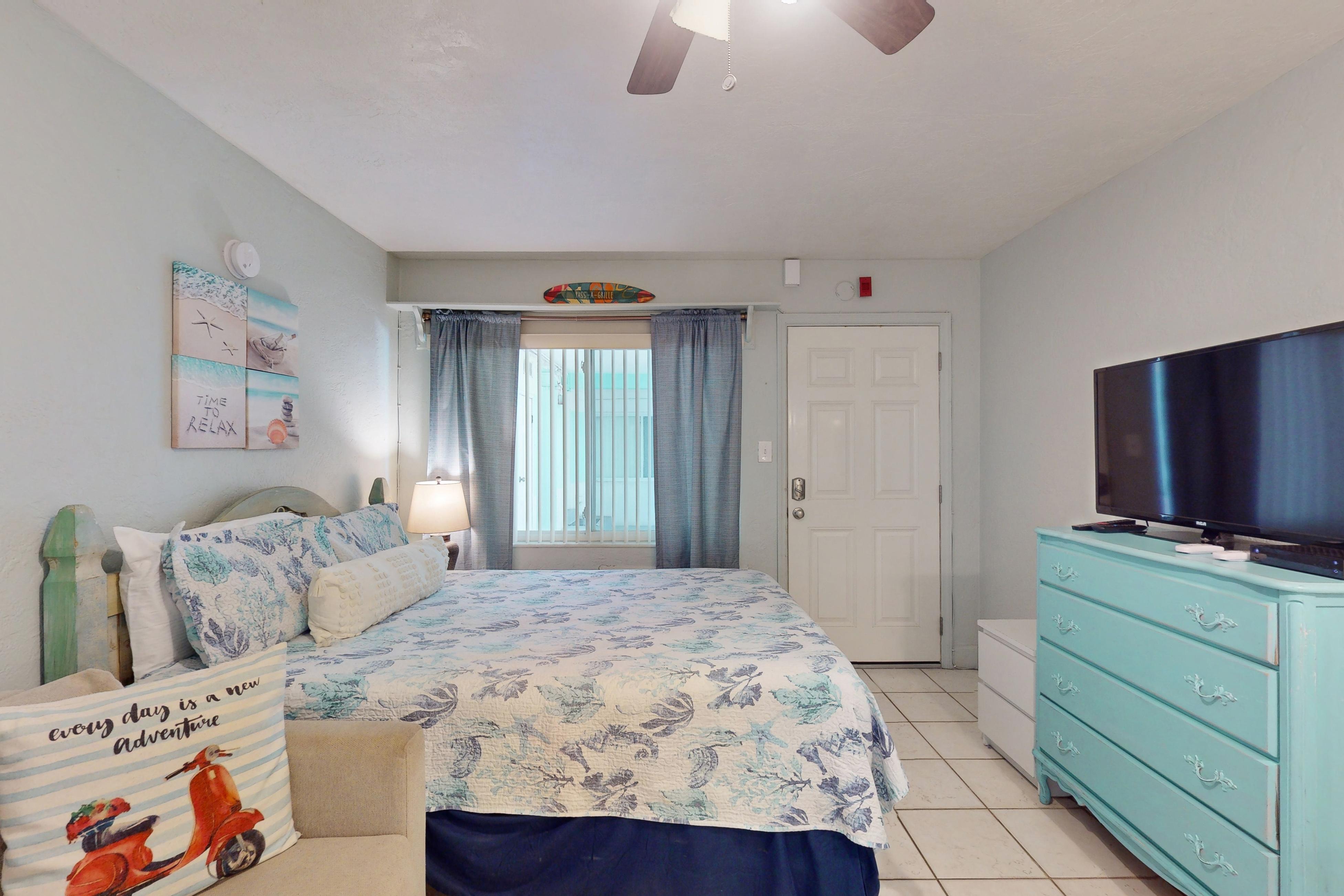 Pass-A-Grille Beach Retreat Unit 8 Condo rental in St. Pete Beach Condo Rentals in St. Pete Beach Florida - #3