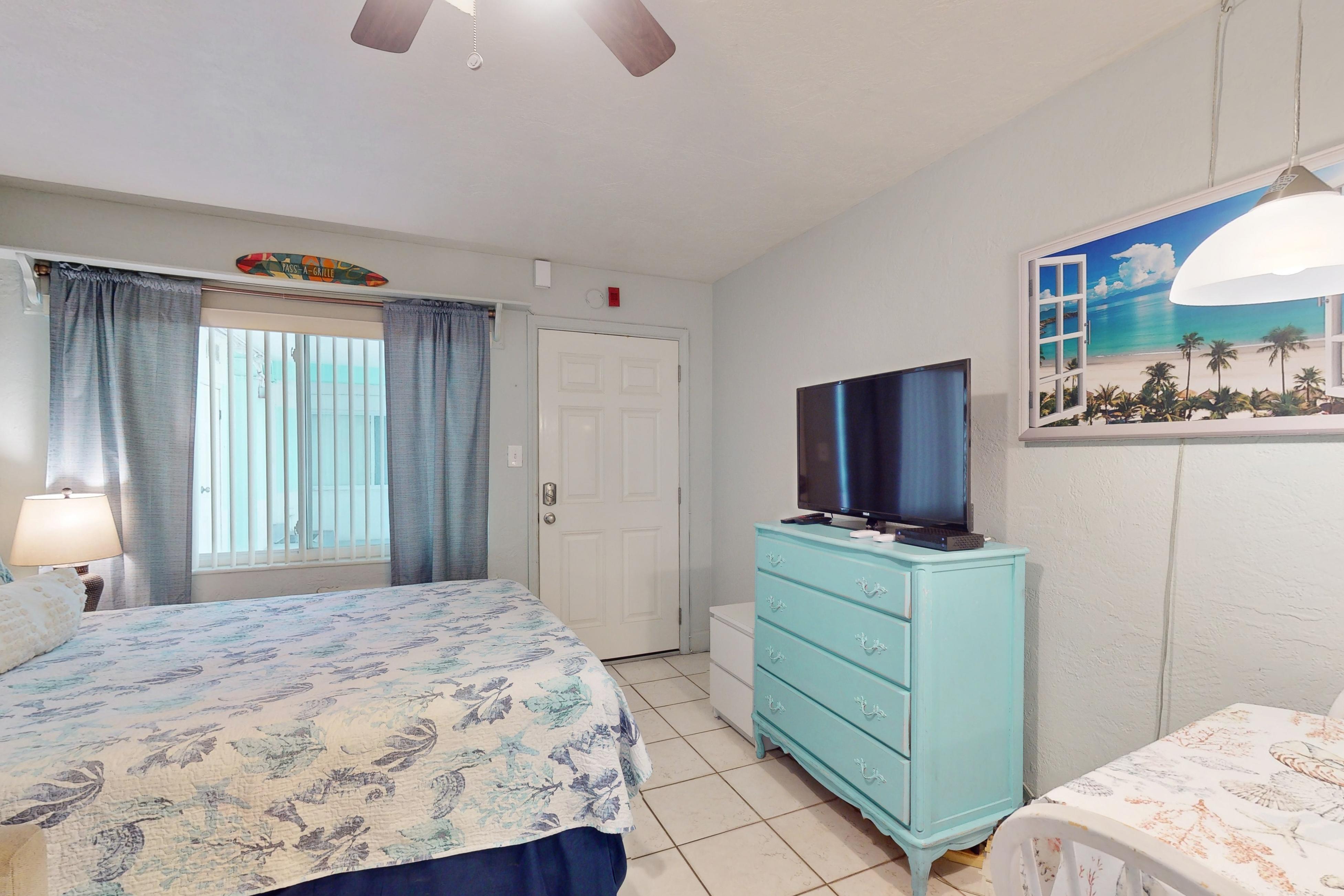 Pass-A-Grille Beach Retreat Unit 8 Condo rental in St. Pete Beach Condo Rentals in St. Pete Beach Florida - #17