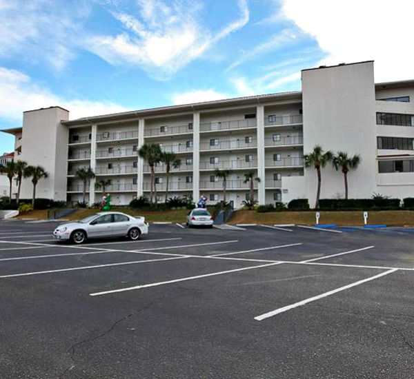 Complimentary parking at Sterling Resorts at Miramar Beach in Destin Florida