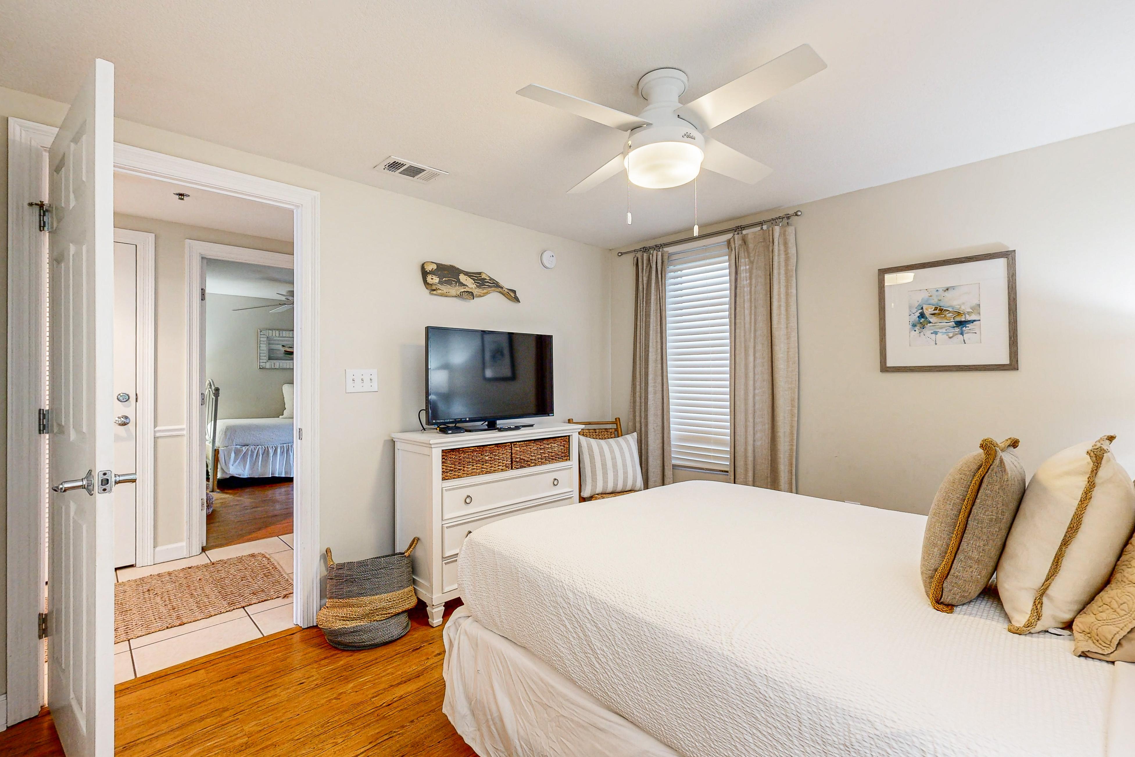 Sterling Shores 403 Condo rental in Sterling Shores in Destin Florida - #16