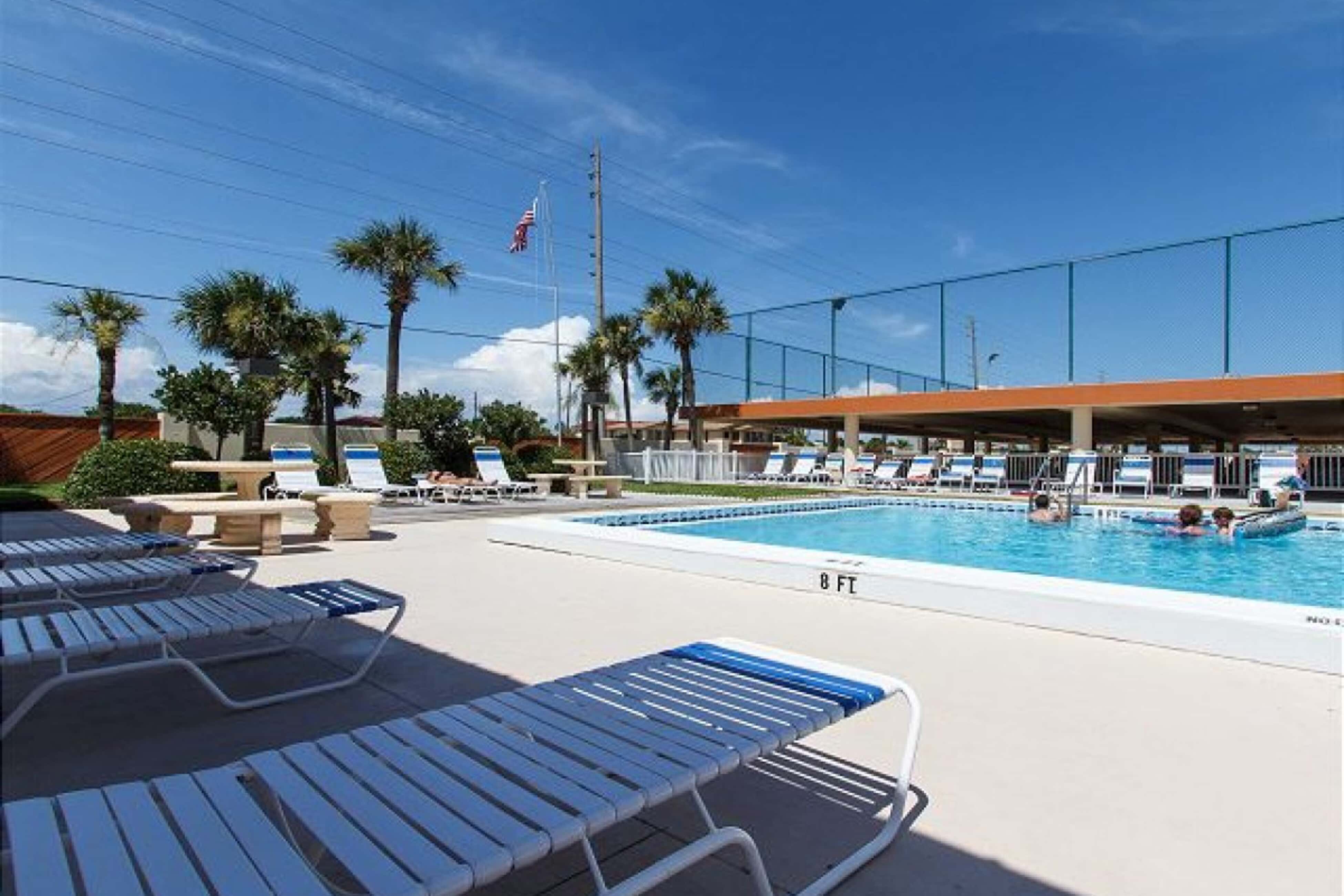 You Get A Chair Condo rental in Surf Dweller in Fort Walton Beach Florida - #29