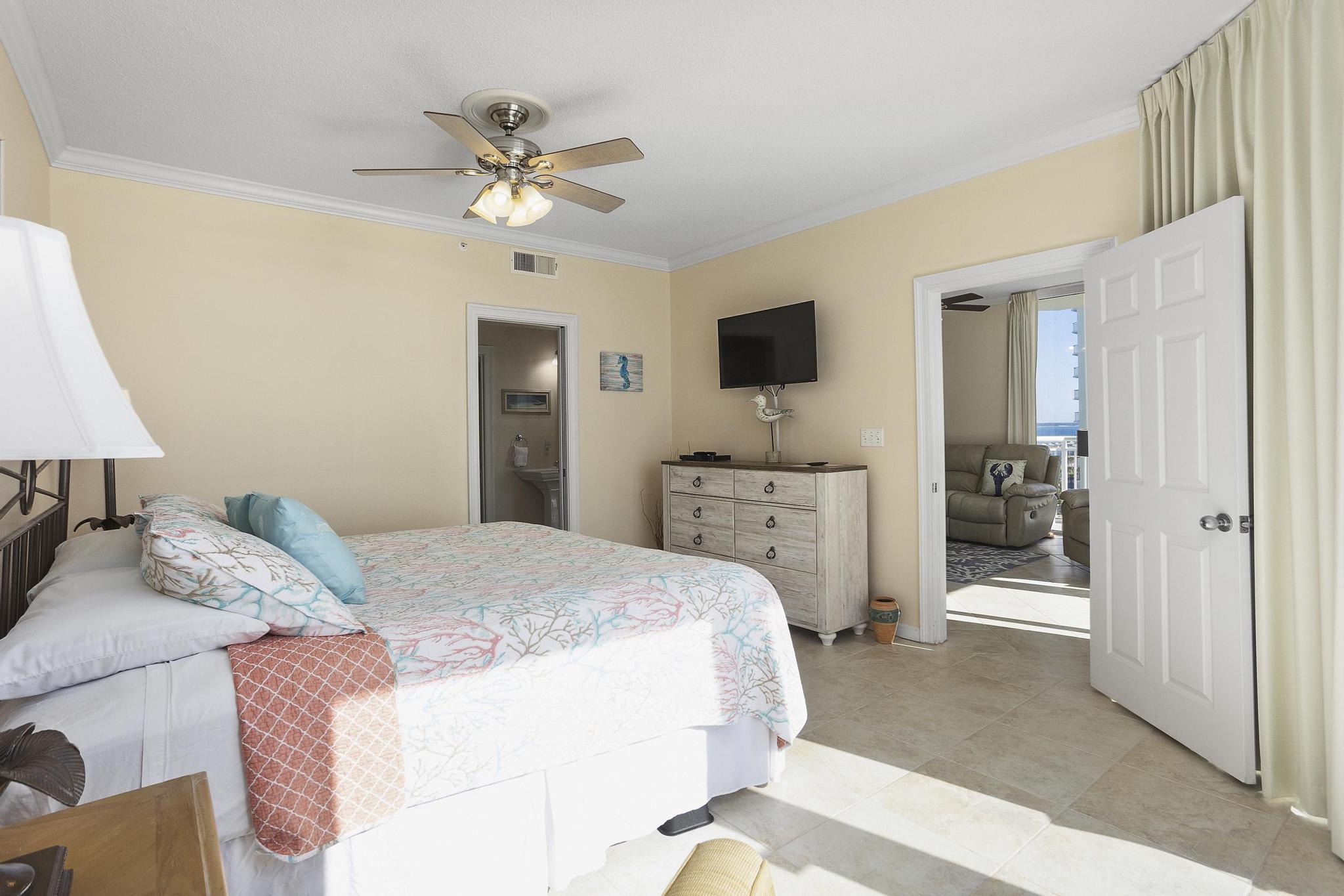 The Pearl of Navarre #801 Fan-Ta-Sea Condo rental in The Pearl of Navarre Beach in Navarre Florida - #26