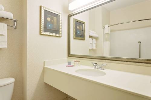 Wingate By Wyndham - Destin Fl in Destin FL 53